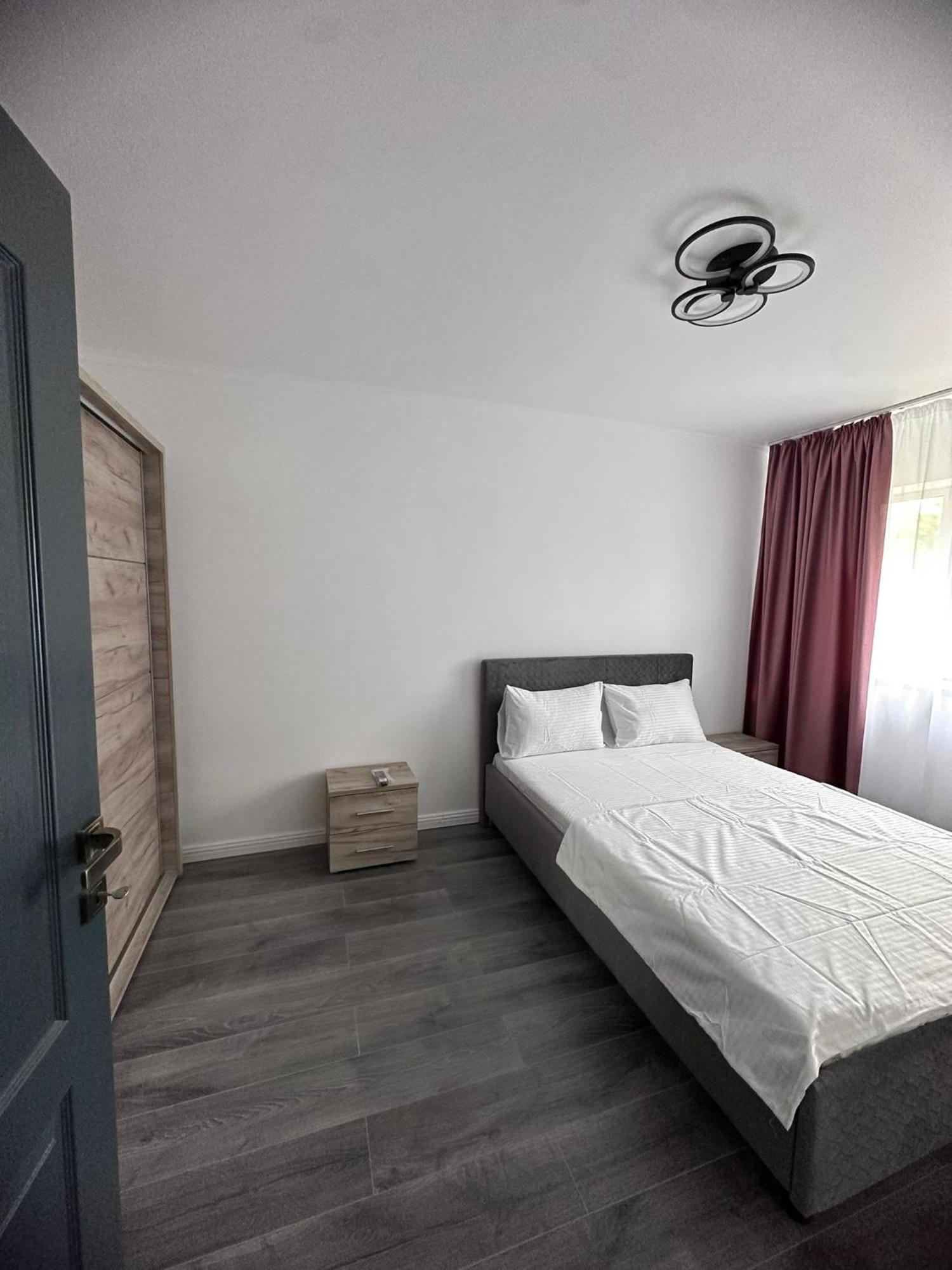 Apartament 3 Camere Trapezului Bucarest Extérieur photo